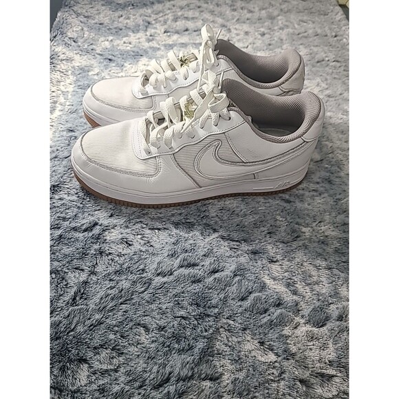 Nike Air Force 1 \'07 White Shoes Men\'s Size 9 Gum Sole Used Sneakers 0J7015-991 main image 15